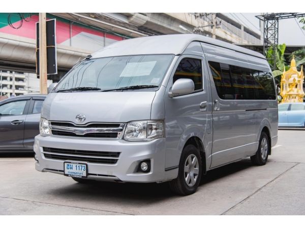 Toyota Commuter 2.5 D4D VIP ปี2013 เกียร์ MT ราคา 739,000-.